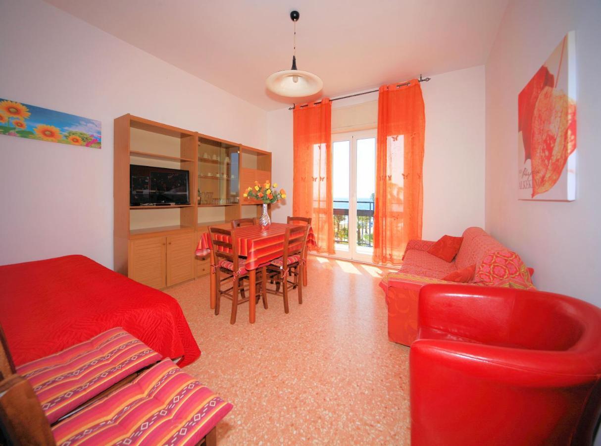 Sapore Di Sale Apartment Marina dʼMarina dʼAndora Exterior foto
